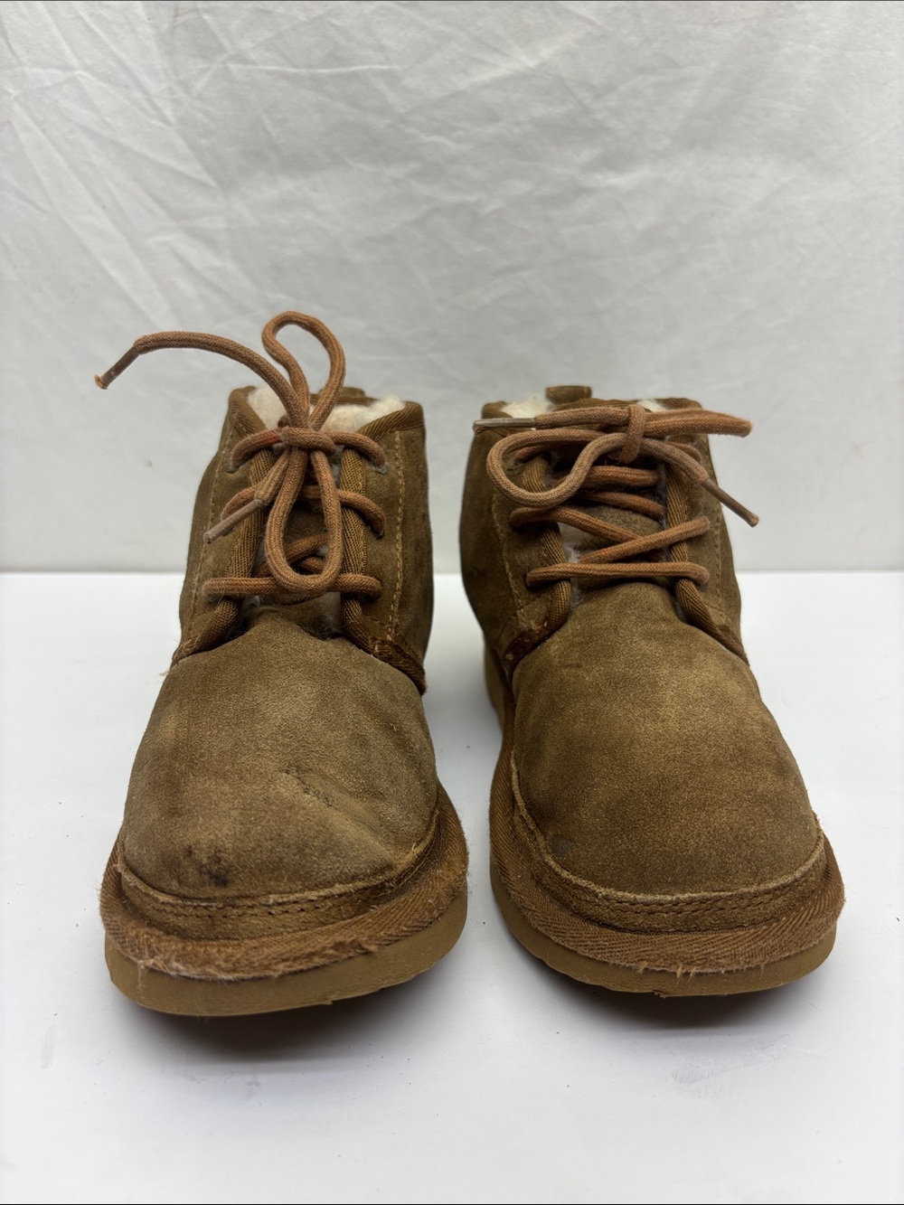 UGG Neumel boots for little boy size 1